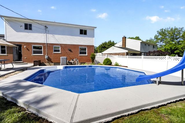 2784 Mahoning Court, Miami Twp, OH 45233