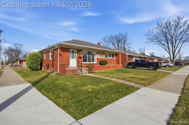 28605 Diesing Drive, Madison Heights, MI 48071