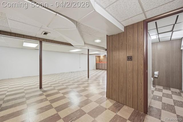 28605 Diesing Drive, Madison Heights, MI 48071