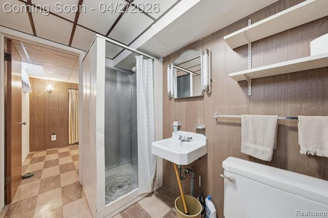 28605 Diesing Drive, Madison Heights, MI 48071