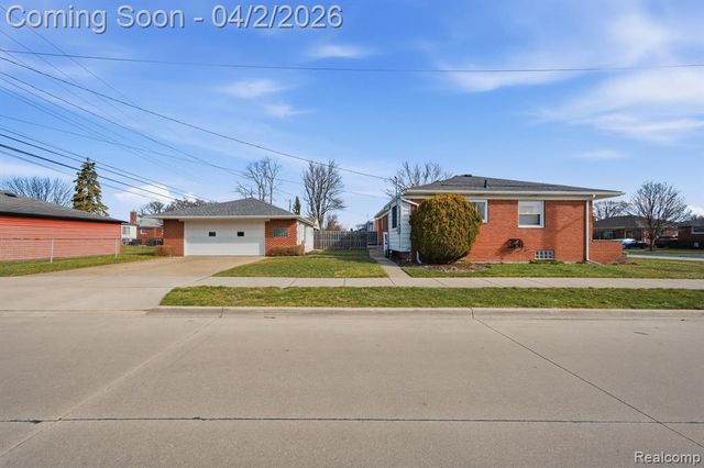 28605 Diesing Drive, Madison Heights, MI 48071