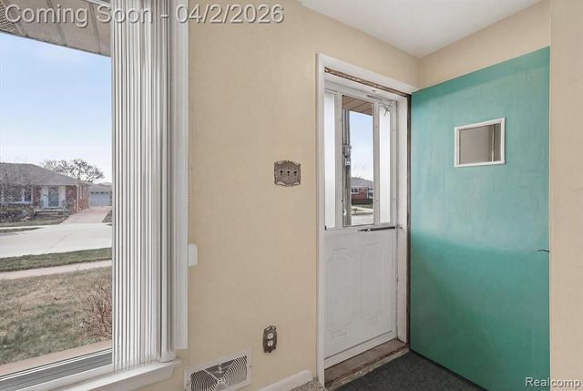 28605 Diesing Drive, Madison Heights, MI 48071