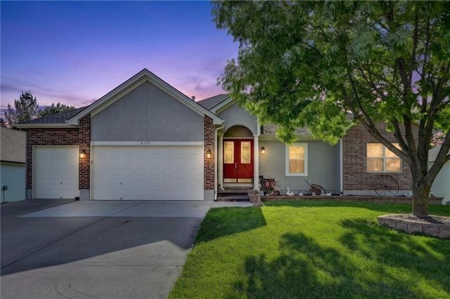 1018 N Old Mill Road, Independence, MO 64056
