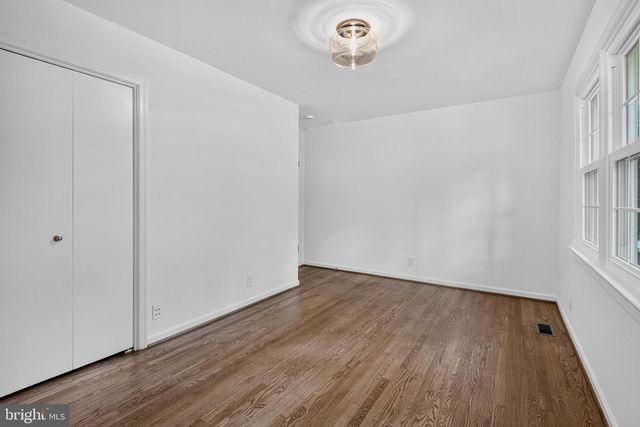 2511 CHARLESTOWN LN, Reston, VA 20191