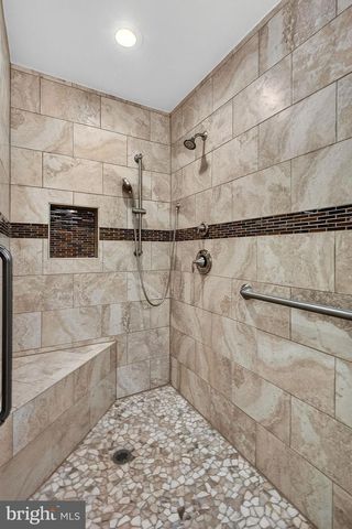 2511 CHARLESTOWN LN, Reston, VA 20191