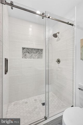 2511 CHARLESTOWN LN, Reston, VA 20191