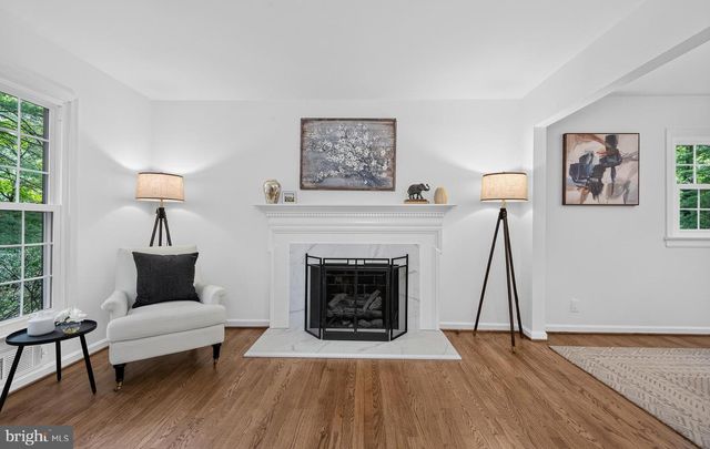 2511 CHARLESTOWN LN, Reston, VA 20191