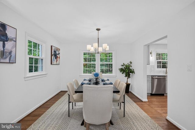 2511 CHARLESTOWN LN, Reston, VA 20191