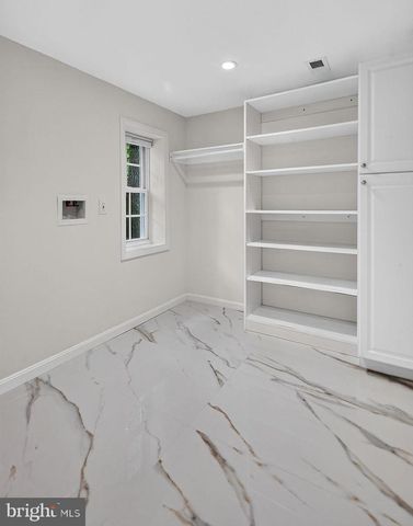 2511 CHARLESTOWN LN, Reston, VA 20191