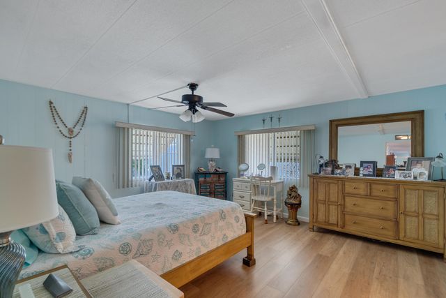 2520 SE Penny Lane, Stuart, FL 34994