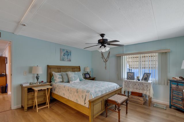 2520 SE Penny Lane, Stuart, FL 34994