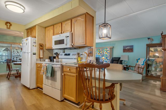 2520 SE Penny Lane, Stuart, FL 34994