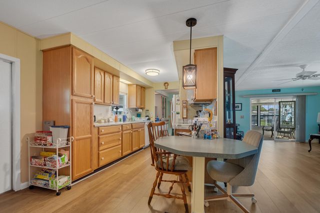 2520 SE Penny Lane, Stuart, FL 34994