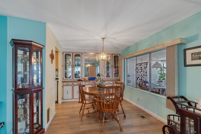 2520 SE Penny Lane, Stuart, FL 34994