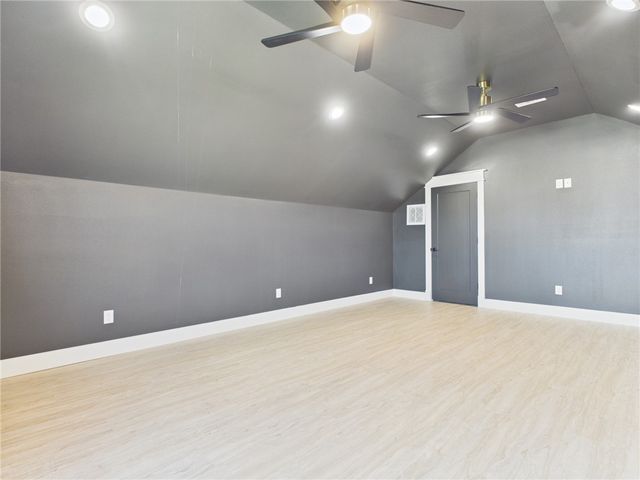 5085 North Oakland Lane, Bryan, TX 77808