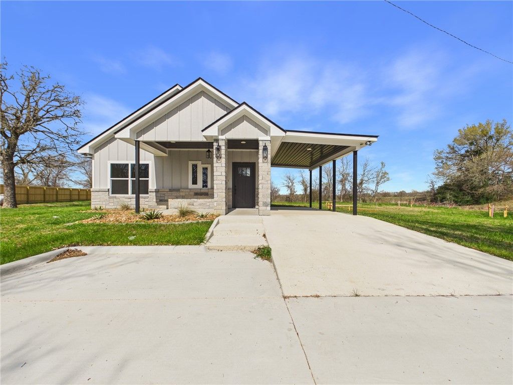 5085 North Oakland Lane, Bryan, TX 77808 — photo 2