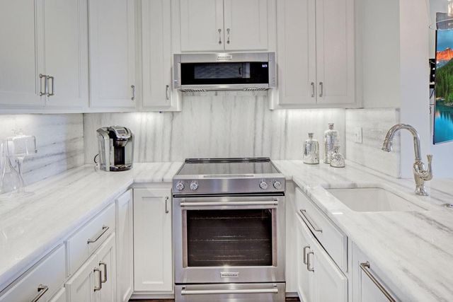 300 Johnson Ferry NE Road A706, Atlanta, GA 30328