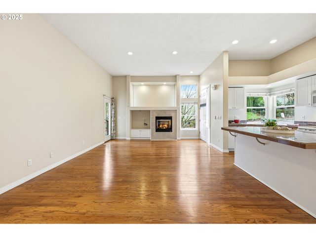 1398 Sw BINFORD LAKE Pkwy, Gresham, OR 97080