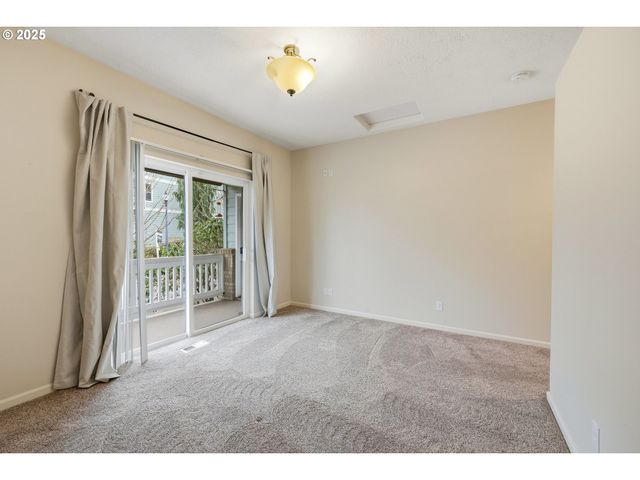 1398 Sw BINFORD LAKE Pkwy, Gresham, OR 97080