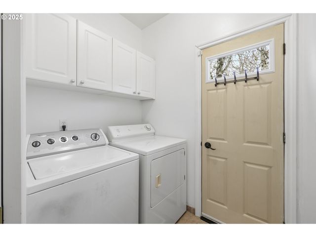 1398 Sw BINFORD LAKE Pkwy, Gresham, OR 97080