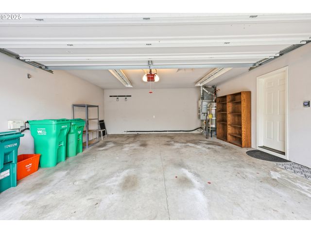 1398 Sw BINFORD LAKE Pkwy, Gresham, OR 97080