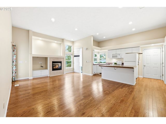 1398 Sw BINFORD LAKE Pkwy, Gresham, OR 97080