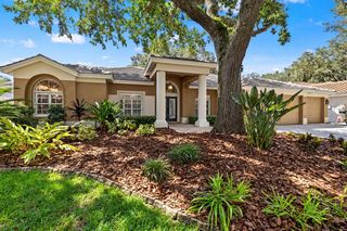 9323 WELLINGTON PARK CIRCLE, Tampa, FL 33647