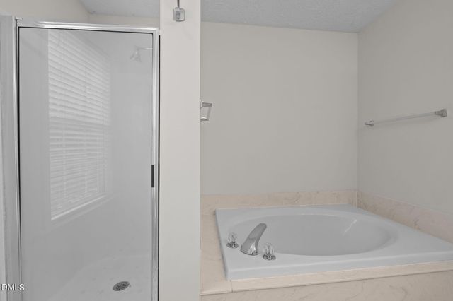 60 Churchwood Lane, Pittsboro, NC 27312