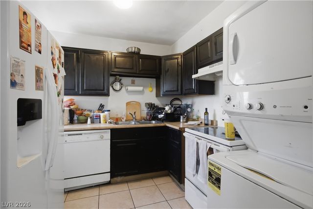 2704 Brady Avenue, Las Vegas, NV 89101