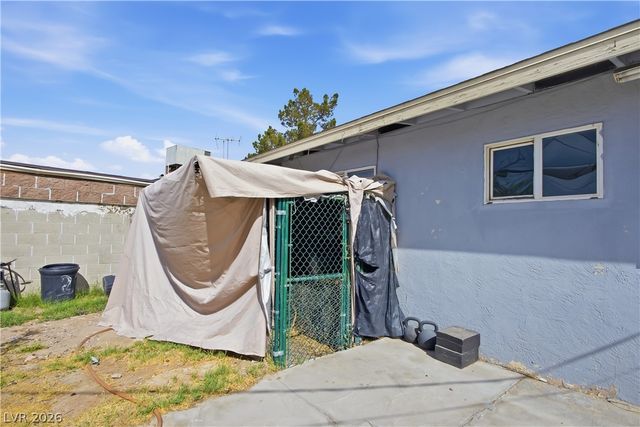 2704 Brady Avenue, Las Vegas, NV 89101