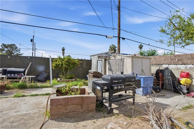 2704 Brady Avenue, Las Vegas, NV 89101