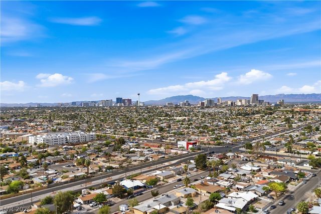 2704 Brady Avenue, Las Vegas, NV 89101