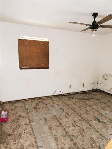 1500 Sunset, Lake Charles, LA 70607