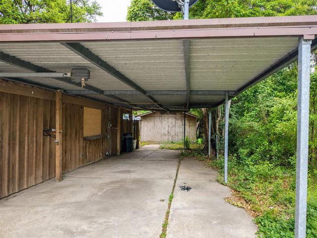 1500 Sunset, Lake Charles, LA 70607