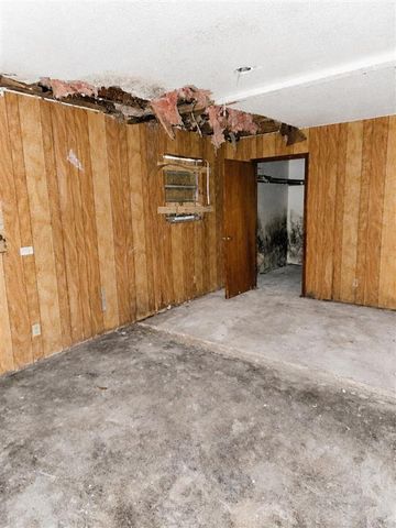 1500 Sunset, Lake Charles, LA 70607