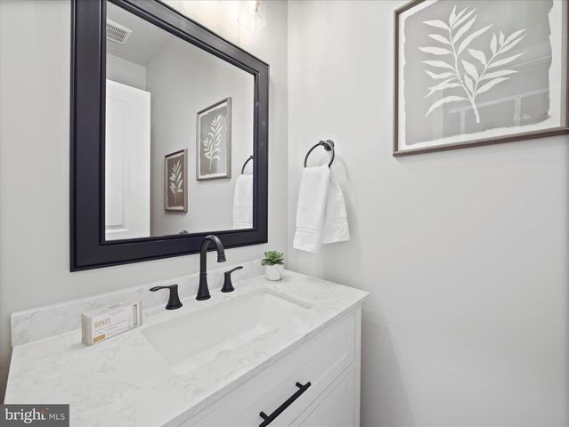 11717 ASHTON RD, Clear Spring, MD 21722