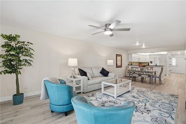 4229 SE 19th PL # 2B, Cape Coral, FL 33904