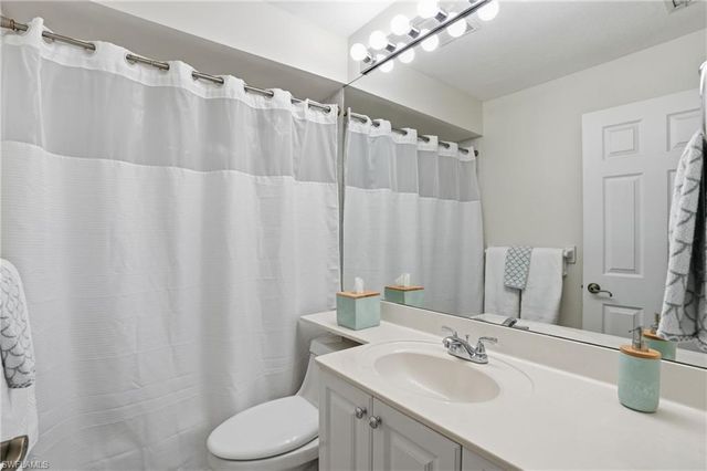 4229 SE 19th PL # 2B, Cape Coral, FL 33904