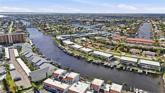 4229 SE 19th PL # 2B, Cape Coral, FL 33904