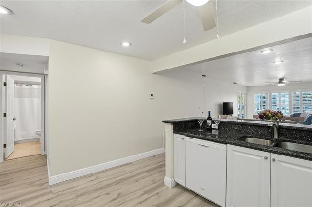 4229 SE 19th PL # 2B, Cape Coral, FL 33904