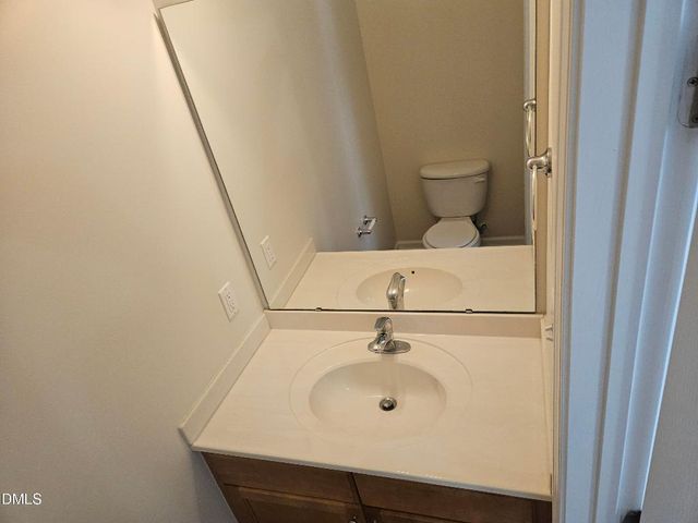 5900 Wynmore Road, Raleigh, NC 27610