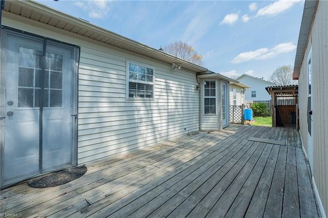 607 Ladford Lane, High Point, NC 27265