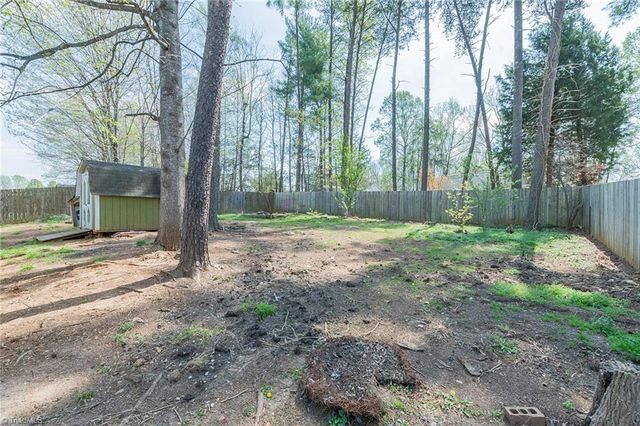 607 Ladford Lane, High Point, NC 27265