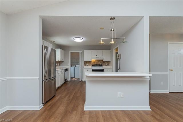 607 Ladford Lane, High Point, NC 27265