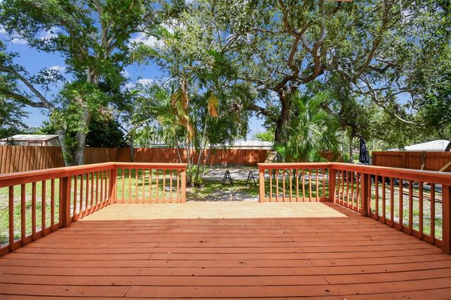 758 WOOD STREET, Dunedin, FL 34698