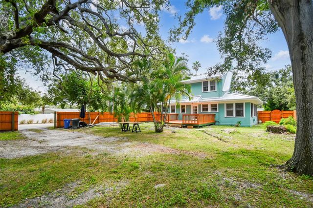 758 WOOD STREET, Dunedin, FL 34698