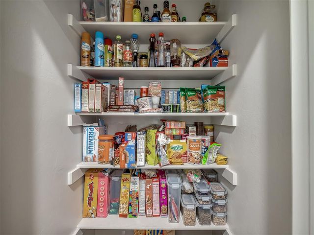 26784 Chisholm Trail, Blanchard, OK 73010