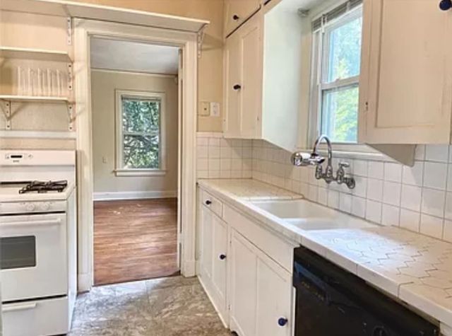 5946 La Vista Drive Upper, Dallas, TX 75206