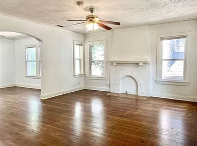 5946 La Vista Drive Upper, Dallas, TX 75206