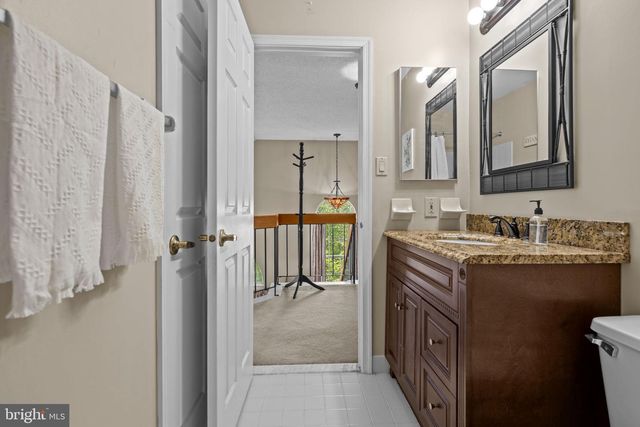 128 SANDHURST DRIVE, Mount Laurel, NJ 08054